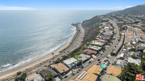 18111 Coastline Drive #1, Malibu, CA 90265