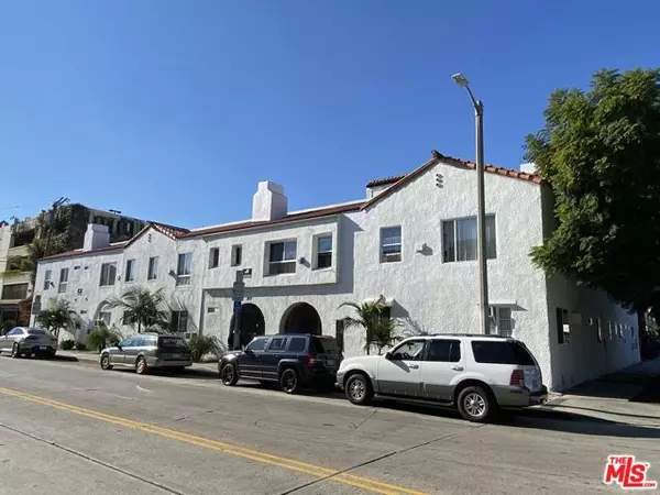 823 N Gower Street, Los Angeles, CA 90038