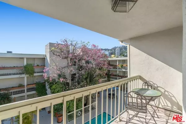 West Hollywood, CA 90069,1230 N Sweetzer Avenue #315