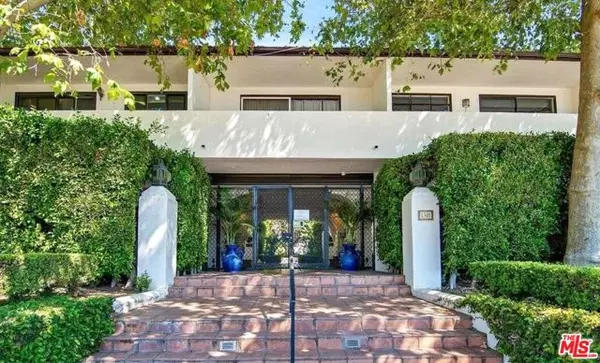 1318 N Crescent Heights Boulevard #204, West Hollywood, CA 90046