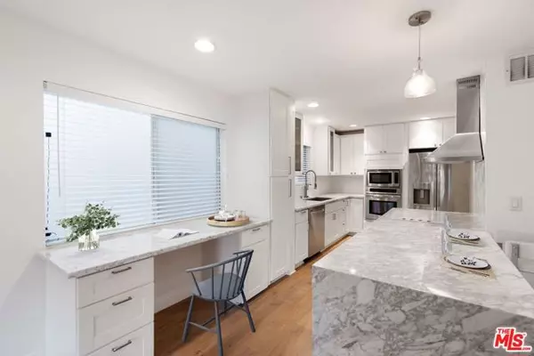 West Hollywood, CA 90069,1010 Hammond Street #204