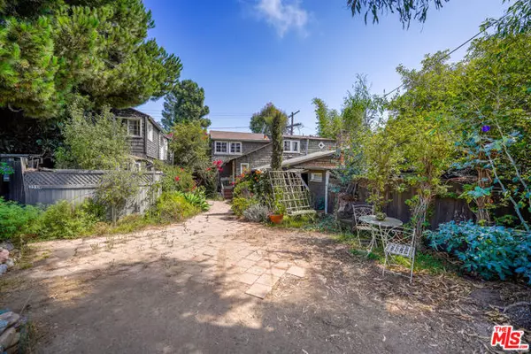 Los Angeles, CA 90066,3538 Grand View Boulevard