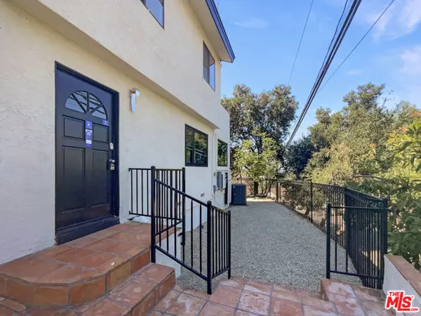 Newbury Park (thousand Oaks), CA 91320,457 S Ventu Park Road