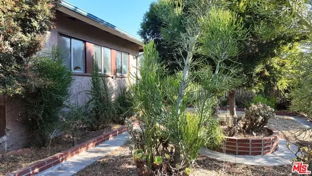 Tarzana (los Angeles), CA 91335,6134 Tampa Avenue