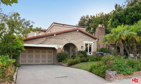 10552 Wyton Drive, Los Angeles, CA 90024