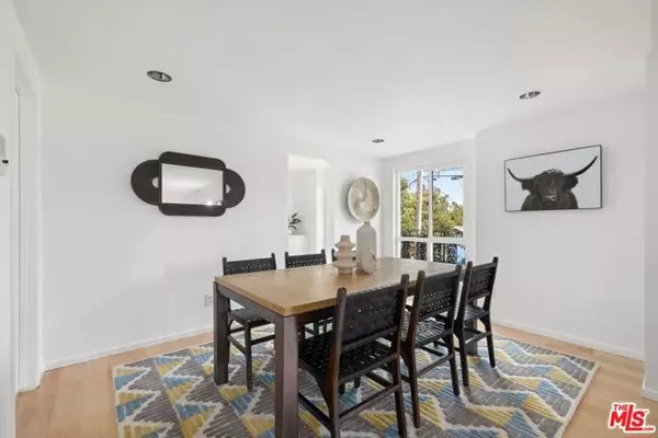 Santa Monica, CA 90405,743 Pier Avenue #1