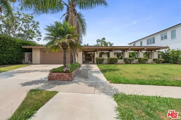 1453 Galaxy Drive, Newport Beach, CA 92660