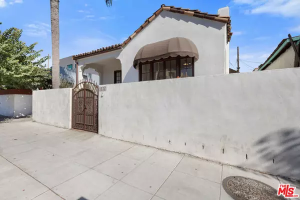 1232 N Cahuenga Boulevard #34, Los Angeles, CA 90038