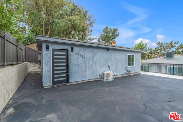 4334 Sepulveda Boulevard, Sherman Oaks, CA 91403