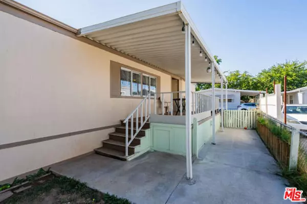 Lancaster, CA 93535,2330 E Avenue J8 #135