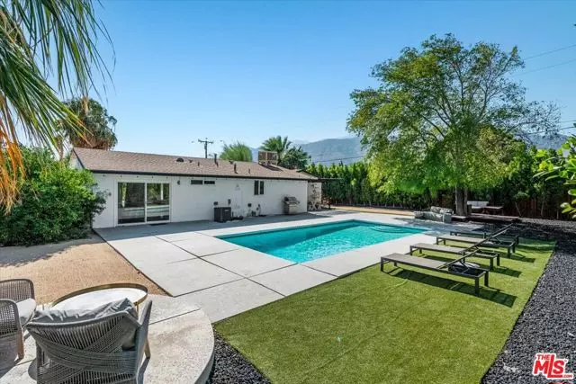 1808 E Francis Drive, Palm Springs, CA 92262