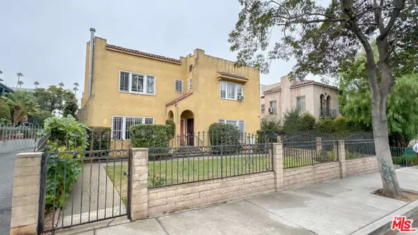 5418 Franklin Avenue, Los Angeles, CA 90027