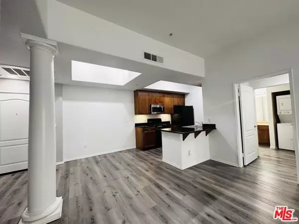 Marina Del Rey, CA 90292,4060 Glencoe Avenue #312