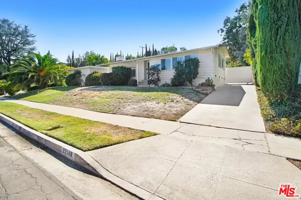 Woodland Hills (los Angeles), CA 91367,22148 Tiara Street