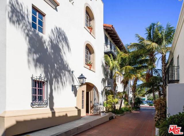 Santa Barbara, CA 93101,1221 Chapala Street
