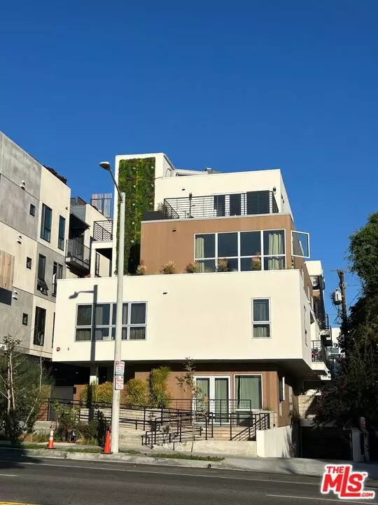 1236 N Fairfax #7, West Hollywood, CA 90046