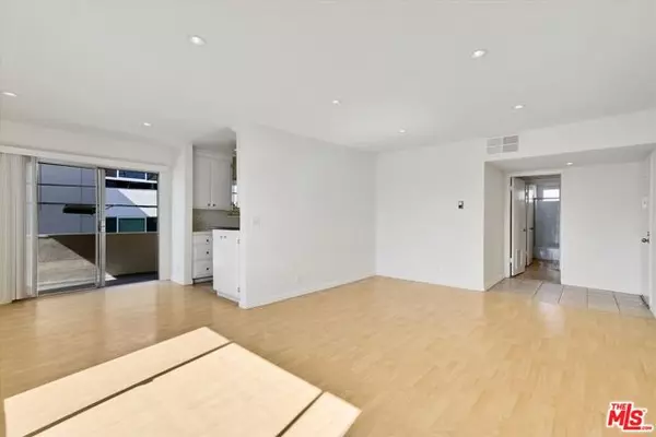 131 S Orlando Avenue #5, Los Angeles, CA 90048