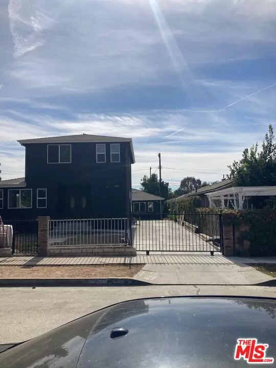 4030 Bemis Street, Los Angeles, CA 90039