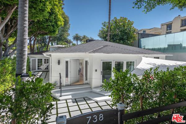 738 Huntley Drive, West Hollywood, CA 90069