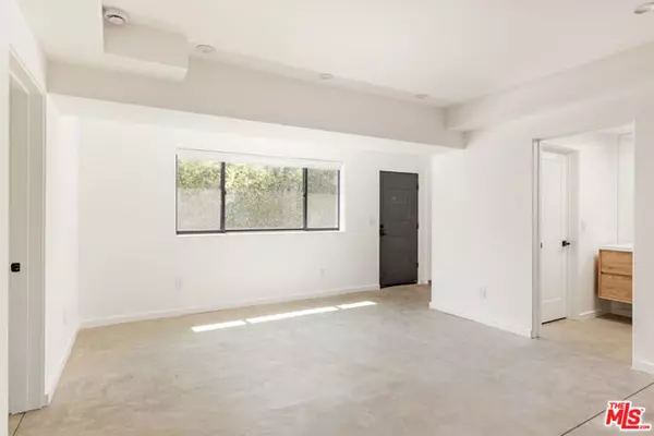 Santa Monica, CA 90404,2821 COLORADO Avenue #7