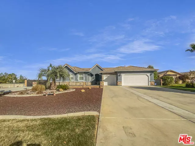 3165 W Avenue M4, Lancaster, CA 93536