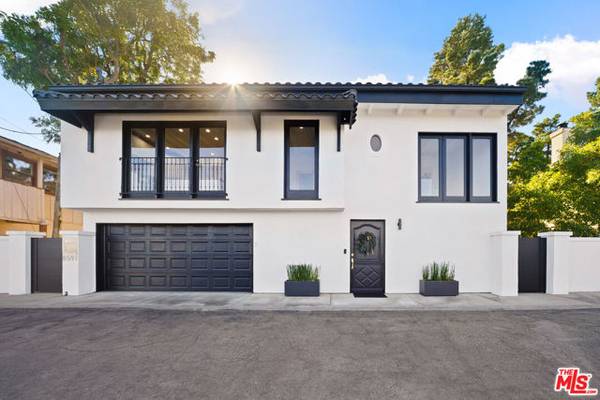 8591 Skyline Drive, Los Angeles, CA 90046