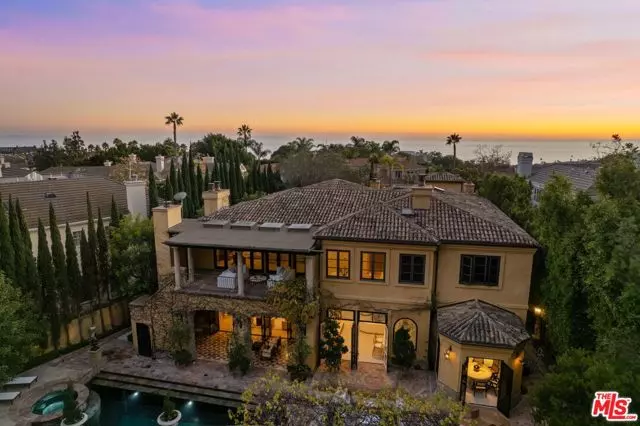 Pacific Palisades (los Angeles), CA 90272,1433 Via Anita