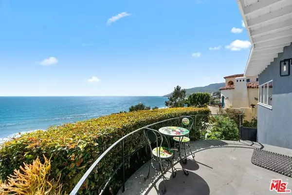 17447 Castellammare Drive, Pacific Palisades (los Angeles), CA 90272