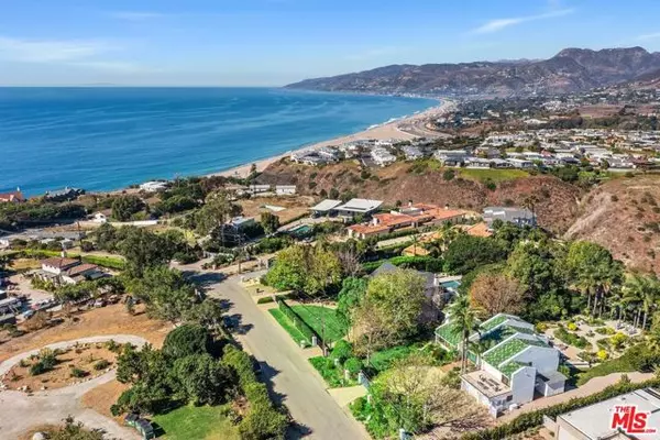 Malibu, CA 90265,29417 Bluewater Road