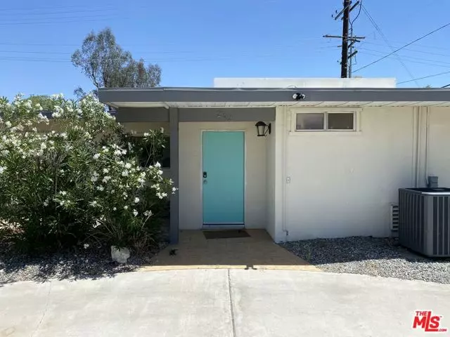 212 N Airlane Drive, Palm Springs, CA 92262