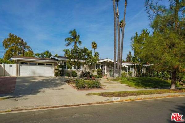 23041 Calabash Street, Woodland Hills (los Angeles), CA 91364