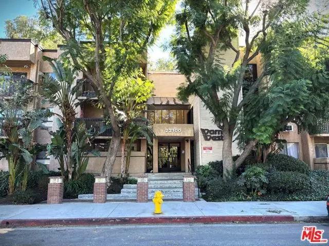 22100 Burbank Boulevard #365G, Woodland Hills (los Angeles), CA 91367