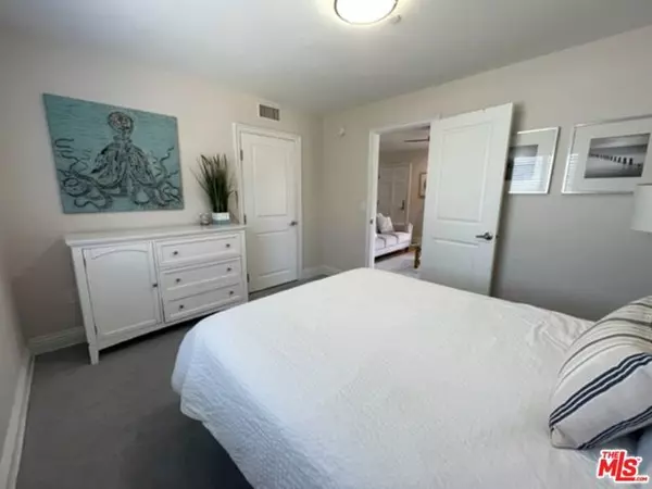 Venice (los Angeles), CA 90291,3000 Grand Canal #5