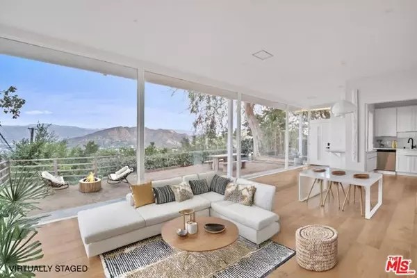 7326 Pacific View Drive, Los Angeles, CA 90068