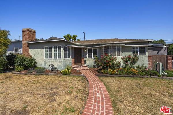 2758 S Barrington Avenue, Los Angeles, CA 90064