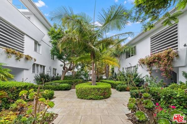 142 San Vicente Boulevard #142 C, Santa Monica, CA 90402