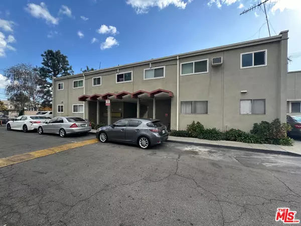 North Hollywood (los Angeles), CA 91605,7127 Coldwater Canyon Avenue #3