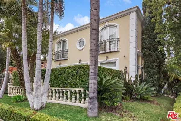 156 S Clark Drive, Beverly Hills, CA 90211