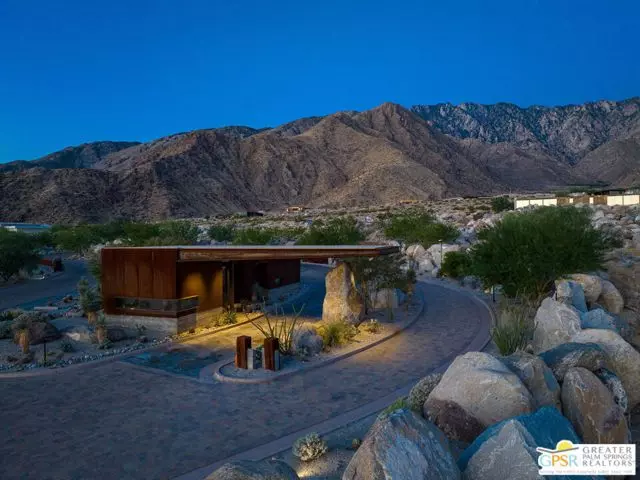 2495 Winter Sun Drive, Palm Springs, CA 92262