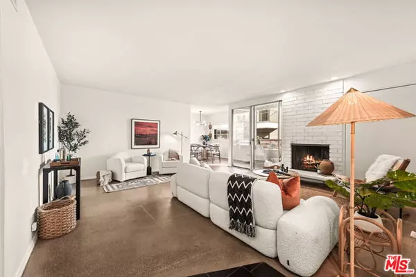 8401 Fountain Avenue #13, West Hollywood, CA 90069