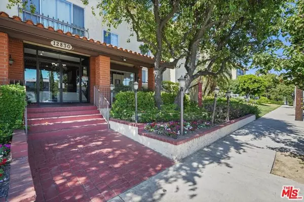 12830 Burbank Boulevard #212, Valley Village, CA 91607