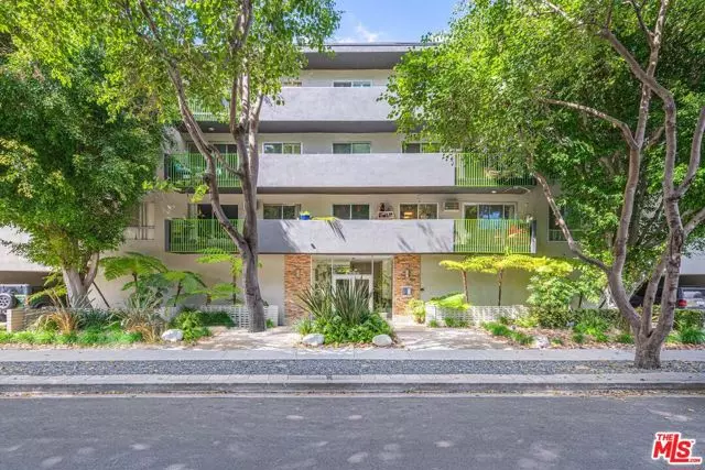 West Hollywood, CA 90069,645 Westmount Drive #307