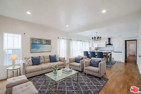 6110 De Longpre Avenue #1, Los Angeles, CA 90028