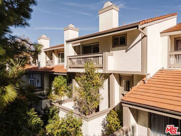 17158 Palisades Circle, Pacific Palisades (los Angeles), CA 90272