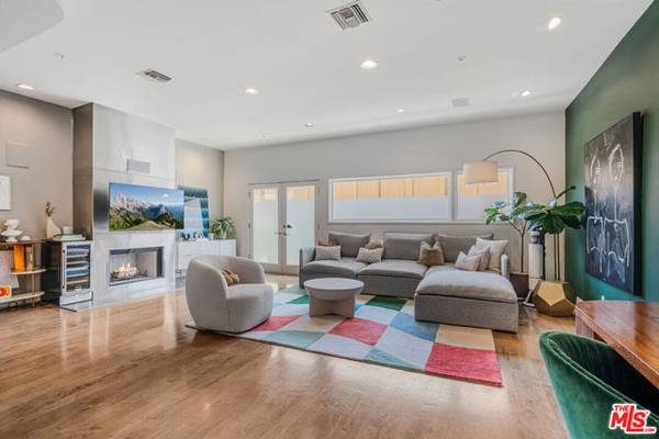 1145 Horn Avenue #D, West Hollywood, CA 90069