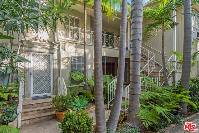 West Hollywood, CA 90069,8567 HOLLOWAY Drive #1