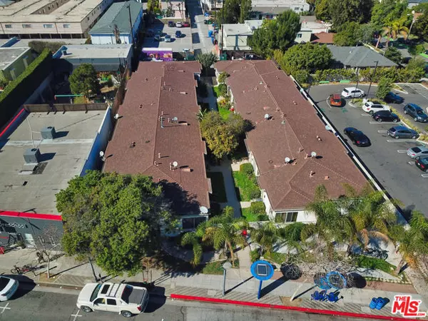 2711 Pico Boulevard, Santa Monica, CA 90405