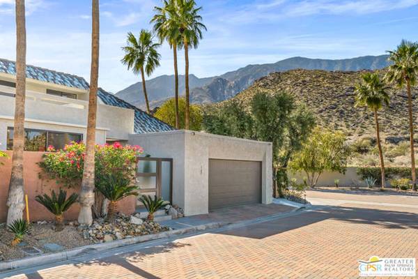 147 E Perlita Circle, Palm Springs, CA 92264