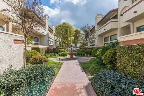 6930 De Celis Place #34, Los Angeles, CA 91406