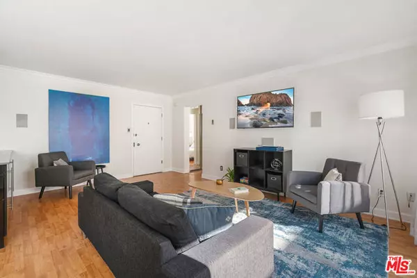 West Hollywood, CA 90069,960 Larrabee Street #211